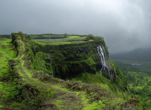 Mumbai - Lonavala - Mumbai Tour 2N-3D